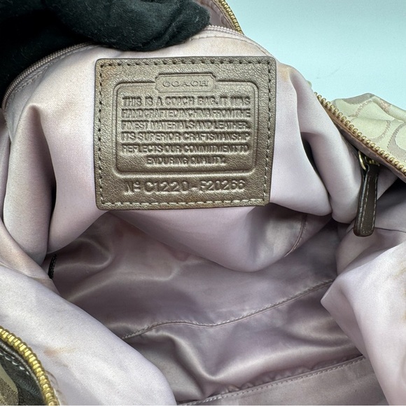 Coach Signature Ashley Satchel / Shoulder Bag | Good Used Condition - Picture 13 of 16